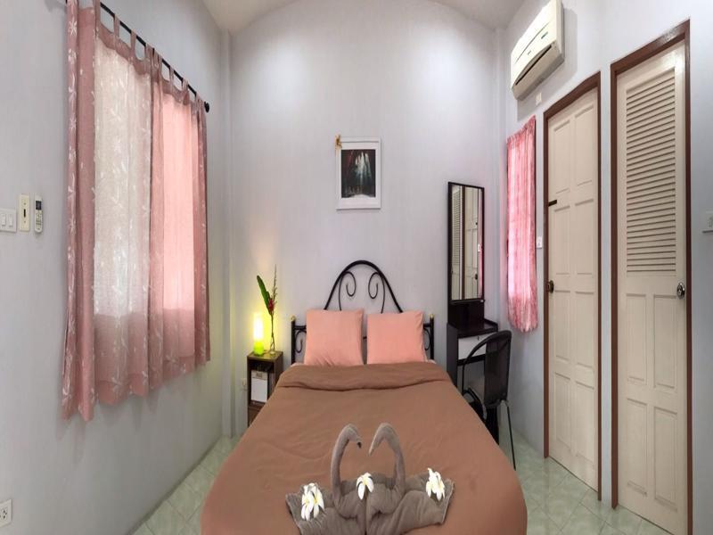 2N Guesthouse เพชรบุรี ภายนอก รูปภาพ